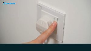 Máy Lọc không khí Daikin MC40UVM6-7 Diện tích lọc lớn 31m2 Công nghệ Streamer độc quyền Phin lọc tĩnh điện Hepa  - Hàng chính hãng