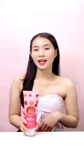 HANASUI Vita Smoothies Body Spa Exfoliating Gel 180ml