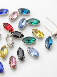 มือเย็บแก้วคริสตัลหูกรงเล็บเพชรสำหรับเต้นรำเครื่องแต่งกายเสื้อยืดคอปากเต็มฮอร์สอาย 510 มมพลอยเทียมอุปกรณ์เสริม