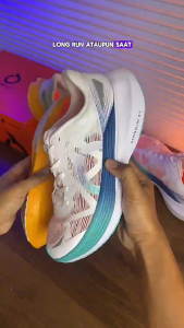 SEPATU RUNNING ORTUSEIGHT HYPERGLIDE 3.1 black ortrange sepatu lari ortuseight hyperglide 3.1 sepatu lari pria wanita