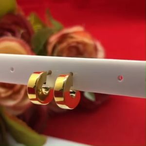 ต่างหูทองปักก้าน ใส่ในชีวิตประจำวันได้