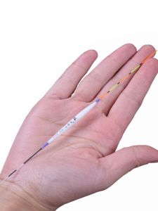 สินค้าใหม่ตกปลาในฤดูหนาวน้ําตื้นทุ่นนาโนทุ่นสั้นทุ่นตกปลาคาร์พเล็กปลาคาร์พสีขาวกุ้งทุ่นตกปลาน้ําแข็งทุ่นตกปลาในแม่น้ําป่า