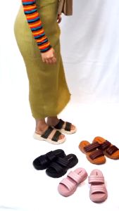 Sandal Wanita Model Slip On Tali Dua Classic Original Import Bahan PCU 2201-2