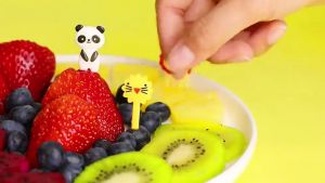 Tusukan Bento Karakter Buah Kue Garpu Bento Buah Kue Dessert Motif Lucu Untuk Anak-anak