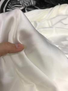 Vải lụa satin màu trắng mềm rũ nhẹ bay (khổ 1m5)may áo dài áo sơ mi đầm váy