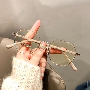 Fashion Elegant Fresh Myopia Glasses for Women Anti-blue Light with Thin Metal Frame Plain Lenses Decoration Nearsighted