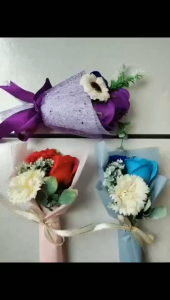 Scented Artificial Soap Flowers Rose Bouquet Carnation Bunch Gift Box Simulation Rose Mothers Day Birthday Gift Decor