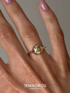 Low Saturation Gold Ring for Women Square Flash Diamond Unique High-End Feel No Color Fading Index Finger Ring Fashion Jewelry