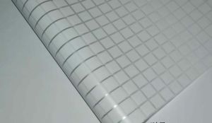 stiker kaca kotak putih garis tengah buram