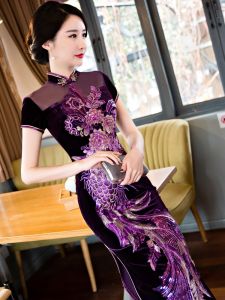 Elegant Long Velvet Qipao Dress Wedding New Bride Mommy Suit Elegant Wedding Banquet Gown Purple Vintage Style High Slit Short Sleeve