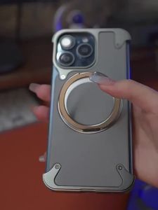 Ốp cho iPhone 15 Pro Max Ốp da mờ giá đỡ điện thoại không vành Đứng Xoay 360 ° kim loại hợp kim nhôm