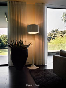 Elegant Designer Floor Lamp Modern Simplicity Bedroom Study Living Room Iron Aluminum LED Foot Switch Painted Matte Finish