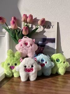 Monster Keychain Fuzzy Furry Cute Pressable Pendant Plush Keychain Charms Big Eye Monster Plush BB叫怪兽钥匙圈