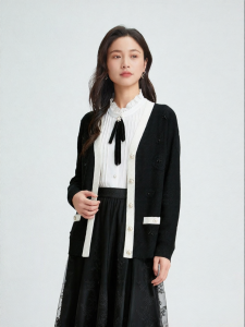 Koradior | Merino Wool Female Knit Top