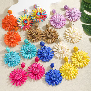 โบฮีเมีย Handmade สีสัน Raffia Sunflower Dangle ต่างหูผู้หญิงวินเทจฤดูร้อนวันหยุดชายหาดสไตล์เครื่องประดับ