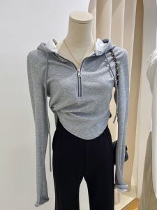 เสื้อสเวตเตอร์คอวีแขนยาวสไตล์เกาหลีแฟชั่นฤดูใบไม้ผลิและฤดูใบไม้ร่วง ทรงเข้ารูป ทรงเข้ารูป แขนยาว ปกโปโล สีสันสดใส