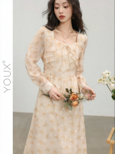 YOUXIANG | Đầm Hoa Kiểu A Dáng Ôm Nhẹ Nhàng Phong Cách Pháp Cổ Vuông