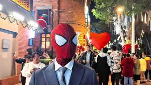 Bandai | The Amazing Spider‑Man Handmade Cosplay Mask Full Face Helmet Halloween Party Costume Prop Movie Replica Collectible Adult Gift
