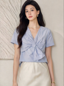 Roey s house | Design Bow Cotton V-Neck Slim Shirt