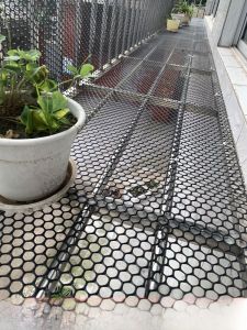 คอกลมพลาสติกสำหรับหน้าร่ม คอกลมป้องกันแมว คอกลมป้องกันการตกหล่น คอกลมป้องกันเด็ก ความปลอดภัยสำหรับหน้าร่ม