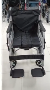 [Same Day Delivery] Standard Commode Wheelchair Kerusi Roda Ringan - 18 Inches