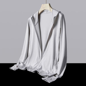 UPF50 + Outdoor Ice Silk Cool Sun Protection Clothing Men UV Protection Lightweight Mesh Breathable and Wearable Dirty Outwear