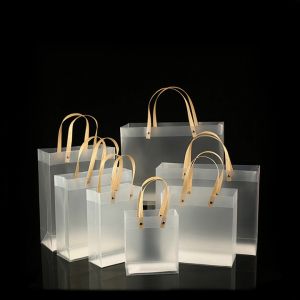 Transparent Bag Hand Bag Reusable Gift Bag Simple Fashion Packaging Bag PVC Tote Bag 【Cod】