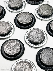 ขาตั้งโทรศัพท์แบบดูดซับแม่เหล็กสำหรับสัมผัสกับดวงจันทร์แบบซิลิโคน ทรงปลาดุก หางเหยี่ยว วัว กุมภวาปี นกหวีด วัสดุ ABS