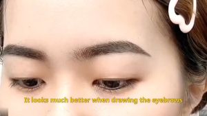 Eyebrow Trimmer Scissors,Detachable Eyebrow Comb with Protective Cover Easy to Use and Portable Washable and Comfortable to Hold Durable Not Easy to Damage Skin Considerate and Protective Beauty Tools