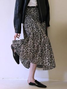 French Vintage Floral Print High Waist A-Line Midi Skirt Womens Autumn New Style Slimming Black Colorful Commute Nylon Skirt