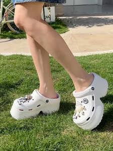 TOMITANY COD Thick-soled Heightened 9CM Hole Shoes Women Summer Outer Wear Cute Cartoon diy Accessories Beach Garden Shoes