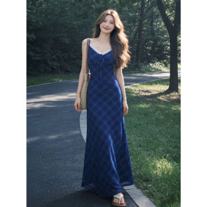 Karrar betsey | Đầm Halter Voan Caro Xanh