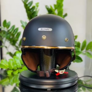Mũ bảo hiểm xe máy 1/2 RONA PUG màu trơn kèm ốp tai da che nắng nón bảo hiểm freesize cho nam và nữ - Giya Helmet