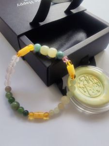 MHU-0004 和田玉 ,蜜蜡 ,粉晶,Jade Amber Pink Crystal天然水晶 女款手链 孤品原创设计 礼盒装赠手作火漆印章 crystal bracelet Handmade Gelang Tangan Perempuan