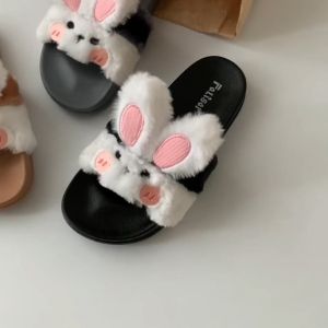 Falisar รองเท้าเเตะแฟชั่นผู้หญิง ขนเฟอร์หูกระต่าย และงานปักอย่างดี รุ่น 1768-4