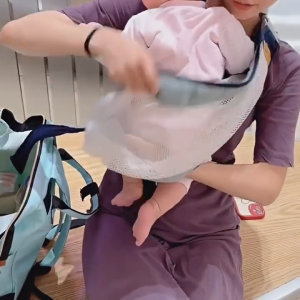 Baby Carriers with Comfortable Adjustable Design and Soft Material Newborn Carrier For 0 - 36 months