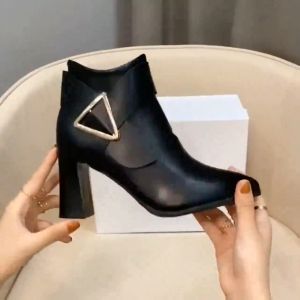 [with Box] High-Heeled Martin Boots 2023 New Pointed Toe Thick-Heeled Womens Short Fashion Ankle Boots