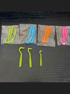 Kẹp bắt ve rận cho chó mèo bằng nhựa ABS 1 túi gồm 3 cái (mẫu mới) - Love Pets Shop