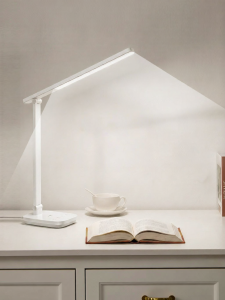 Midea | Eye-Protecting Study Lamp