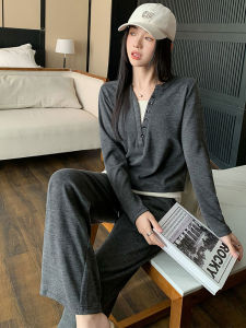 Fashionable Sportswear Set for Women V-Neck Long Sleeve T-Shirt And Wide Leg Pants Two-Piece Casual Outfit Age-Defying Trendy