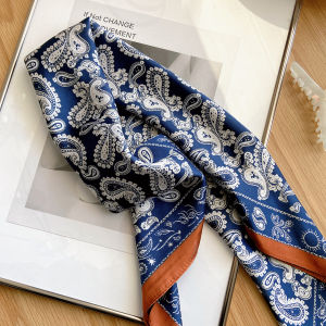 ผ้าพันคอสีสันสดใส ผ้าพันคอสี่เหลี่ยมเล็กลายดอกไม้ถั่วคาลิปโซ ผ้าไหม ผ้าพันคอฤดูใบไม้ผลิและฤดูใบไม้ร่วง ผ้าพันคอบาง ผ้าพันคอสำหรับผู้หญิง