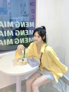 เสื้อเชิ้ตแขนยาวผู้หญิงผ้าฝ้ายแท้สไตล์เกาหลีสีหวาน เสื้อเชิ้ตคอตั้งสีเหลือง สไตล์วิทยาลัย ทรงหลวมๆ สบายๆ เสื้อเชิ้ตแขนยาว