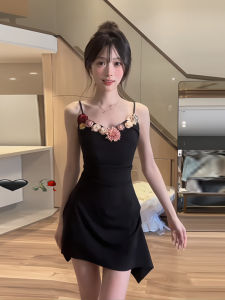 Heavy Industry V-Neck 3D Flower Strap Dress Women Summer New Design Pure Desire Sweet Spicy Short Skirt Elegant Chic Style
