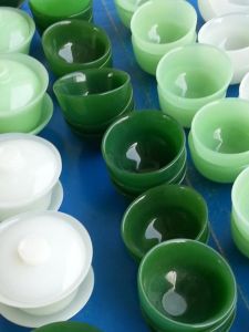 จัดส่งฟรีหยกชุดชา Afghan ถ้วยชาและชามบ้านไวน์ถ้วยและหม้อ Gongfu ถ้วยชาและ Potters