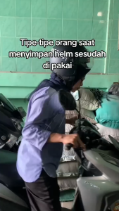 LJR Rak Gantungan Tempat Helm Motor Dinding 5 Susun
