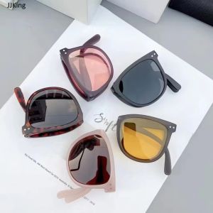 【JJKing】(with Box) New Folding Sunglasses for Women Fashion Portable Travel Beach Sunshade Shades for Women Witch UV Protection Lightweight Large Frame