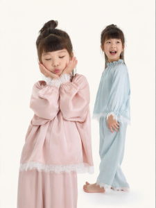Q21 | Silk Lace Children Pajamas Set Machine Washable