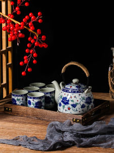 Large Size Ceramic Tea Pot Chinese Style Retro Blue And White Porcelain Tea Pot Flower Tea Pot Gongfu Tea Set for Home Use