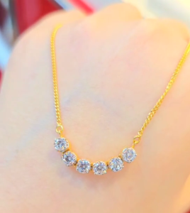 สร้อยคอเพชรสวิส CZ ดีไซน์เรียบๆ ใส่ติดคอได้ตลอด เป็นทอง 18K เหมาะเป็นของขวัญในวันพิเศษ