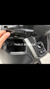 Yamaha NMAX V3 Techmax side pocket cover matte black / hydro dipped carbon plug and play YAMAHA NMAX VERSION 3